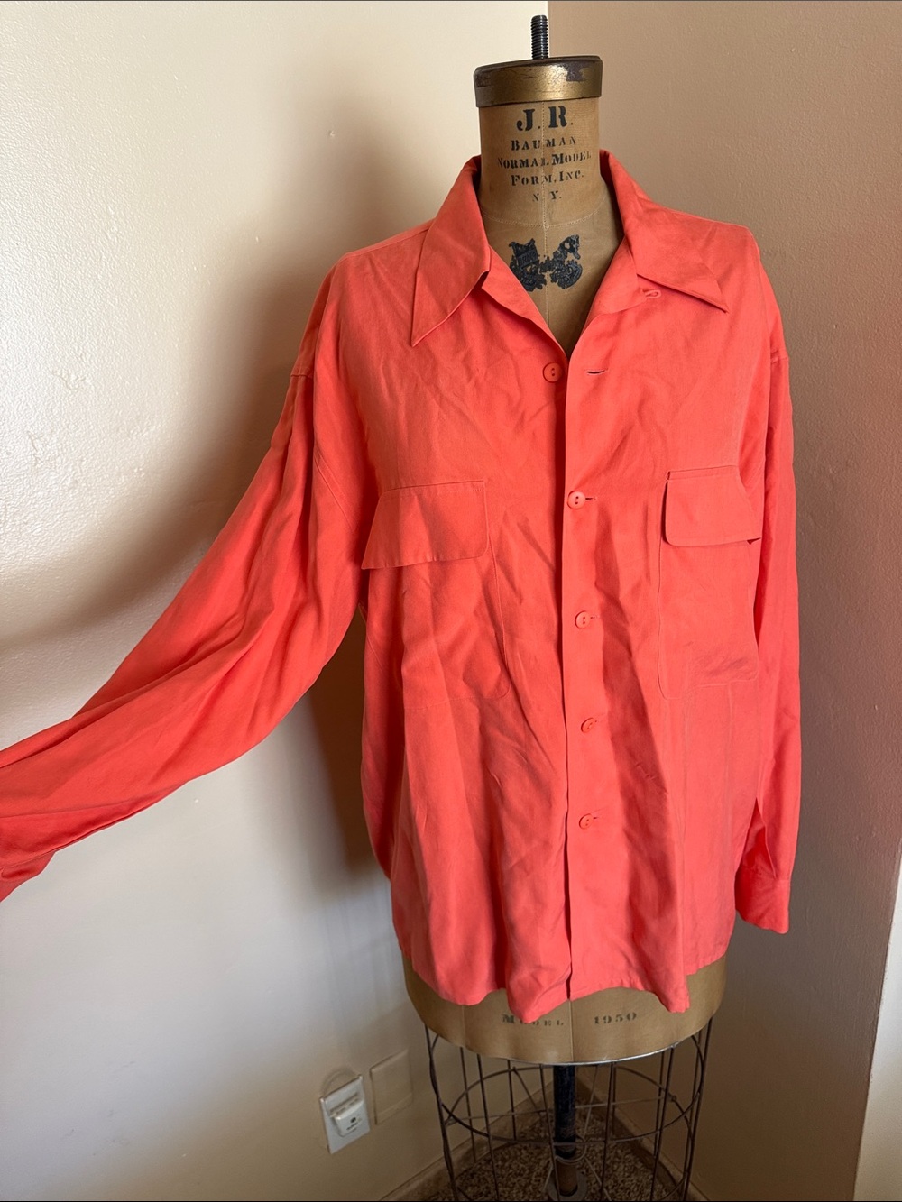 Vintage Semplice 100% Silk Coral Button Down Blouse Large Women’s